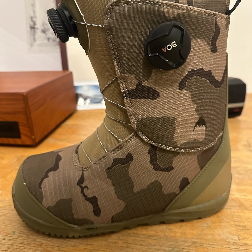 Burton Camouflage Snow Boots for Men